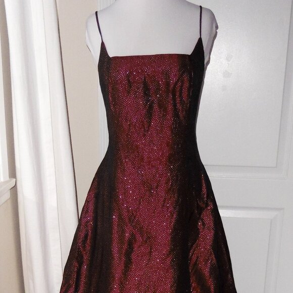 WINDSOR VTG 90's Y2K Burgundy Goth Lace Up Tulle Prom Dress Gown 9/10 USA - Picture 10 of 10
